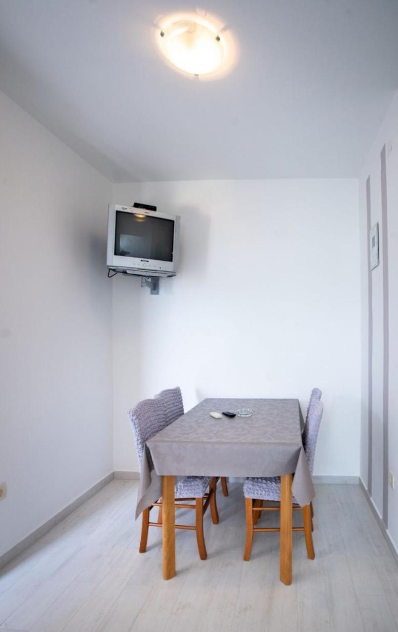 Apartments Marija Supetarska Draga Buitenkant foto